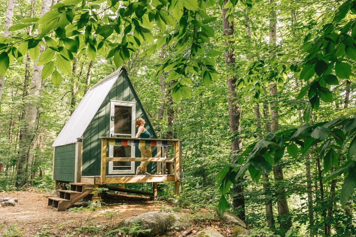 a frame rental in maine with great location